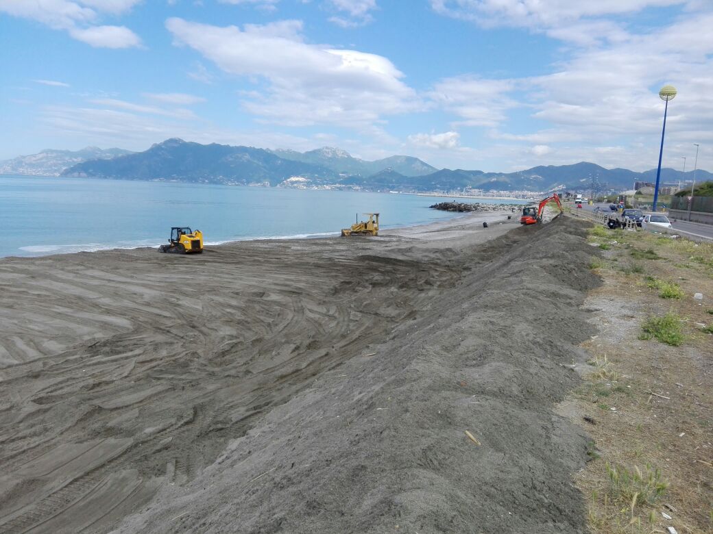 Pulizia spiagge cittadine