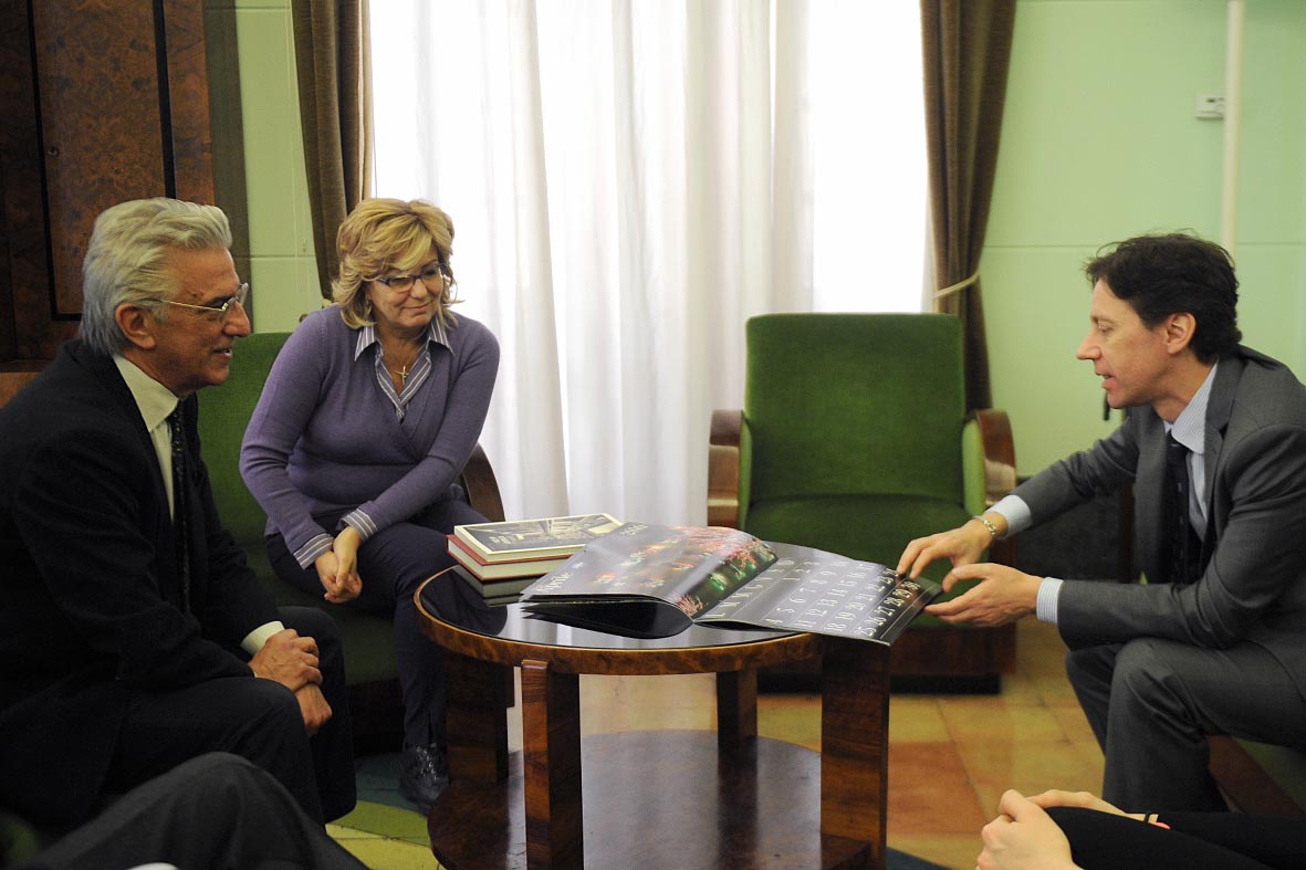 Il Sindaco f.f. Napoli riceve il Console Generale di Francia Jean Paul Seytre