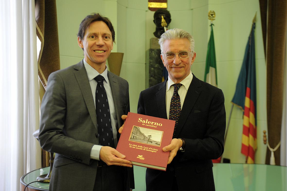 Il Sindaco f.f. Napoli riceve il Console Generale di Francia Jean Paul Seytre