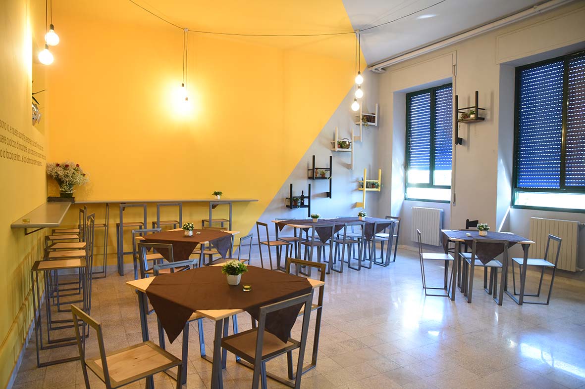 ll Sindaco Napoli all'inagurazione del ristorante sociale "Elpis"