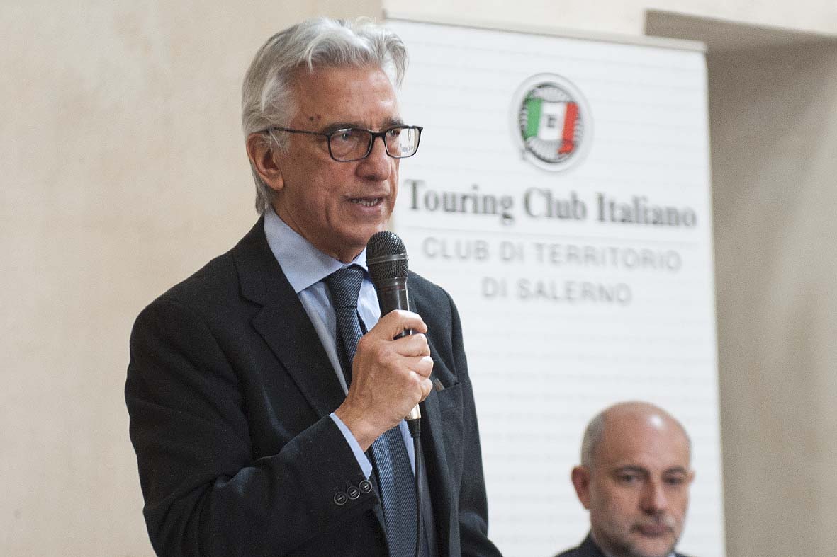 Eliminazione barriere architettoniche da Vico delle Colonne a Santa Maria de Lama - Consegna attestati