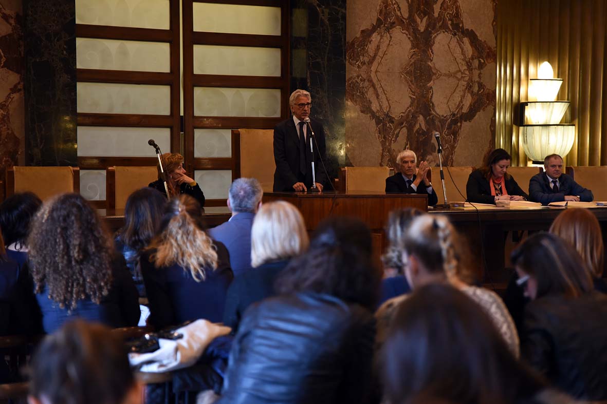 Consegnati gli attestati di partecipazione alla work experience di Luci d'Artista