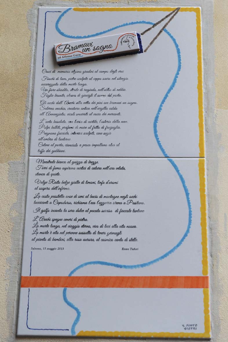 Una targa in omaggio ad Alfonso Gatto